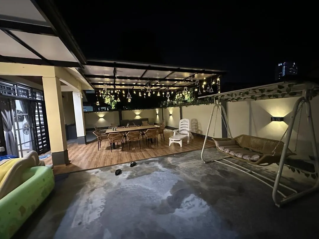 Bukit Indah 96Homesaty 新山 0*,  马来西亚
